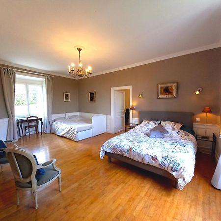 Au Pays De Jacquou : Chambre D'Hotes Et Table D'Hotes Fossemagne Exterior photo