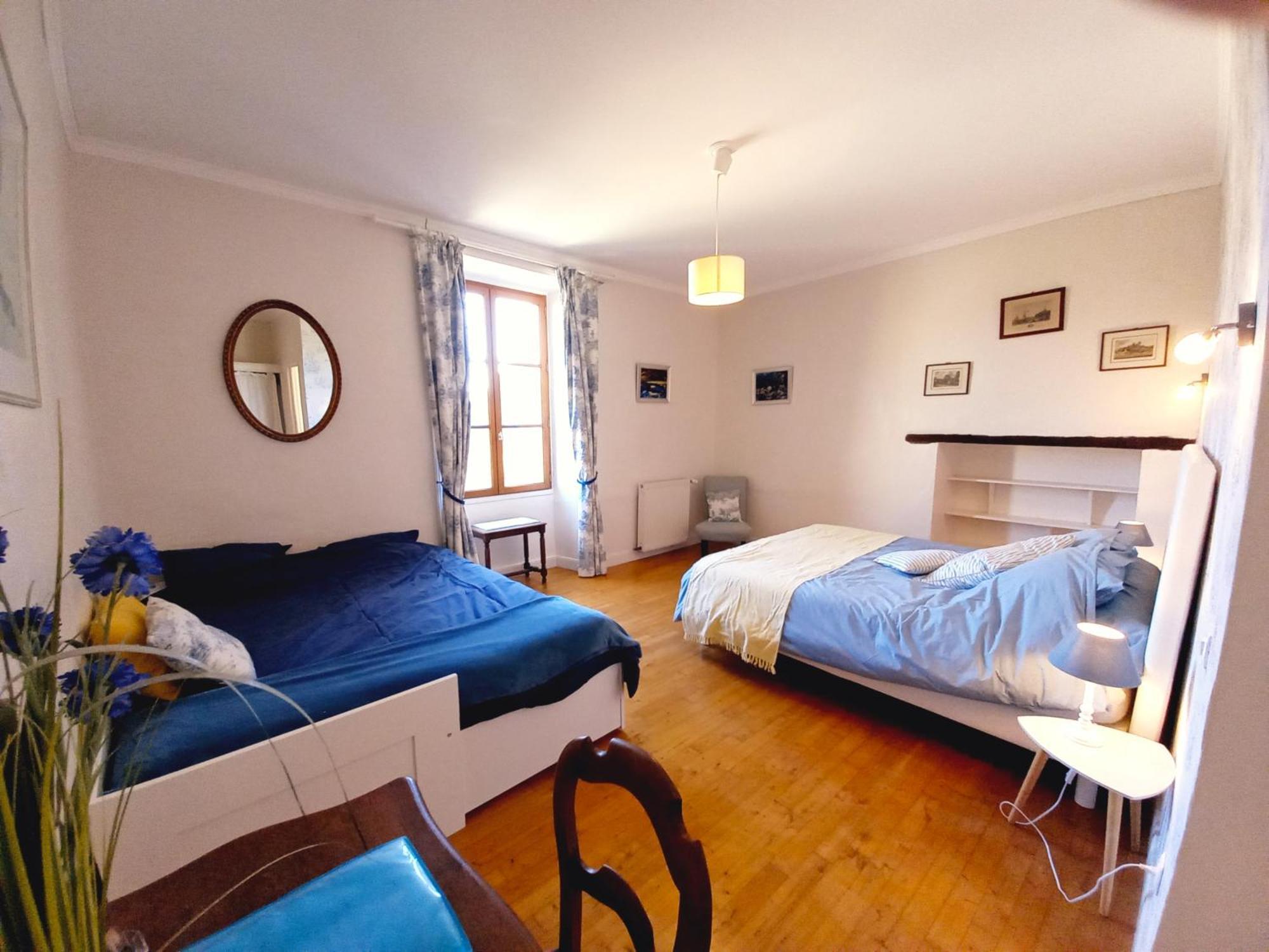 Au Pays De Jacquou : Chambre D'Hotes Et Table D'Hotes Fossemagne Exterior photo